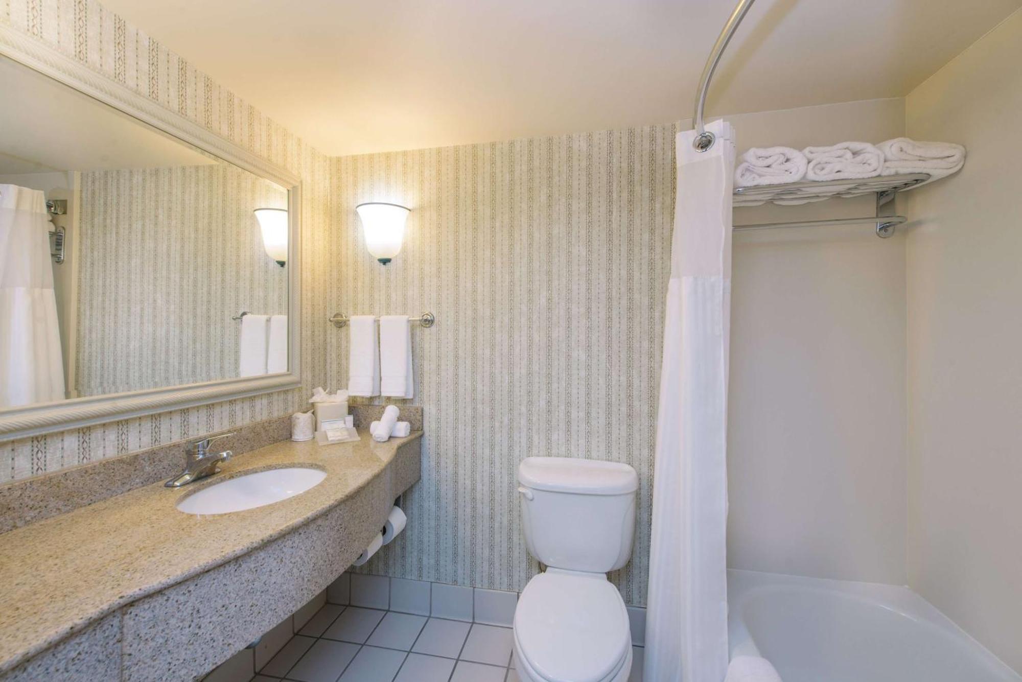 Hilton Garden Inn Fishkill Extérieur photo