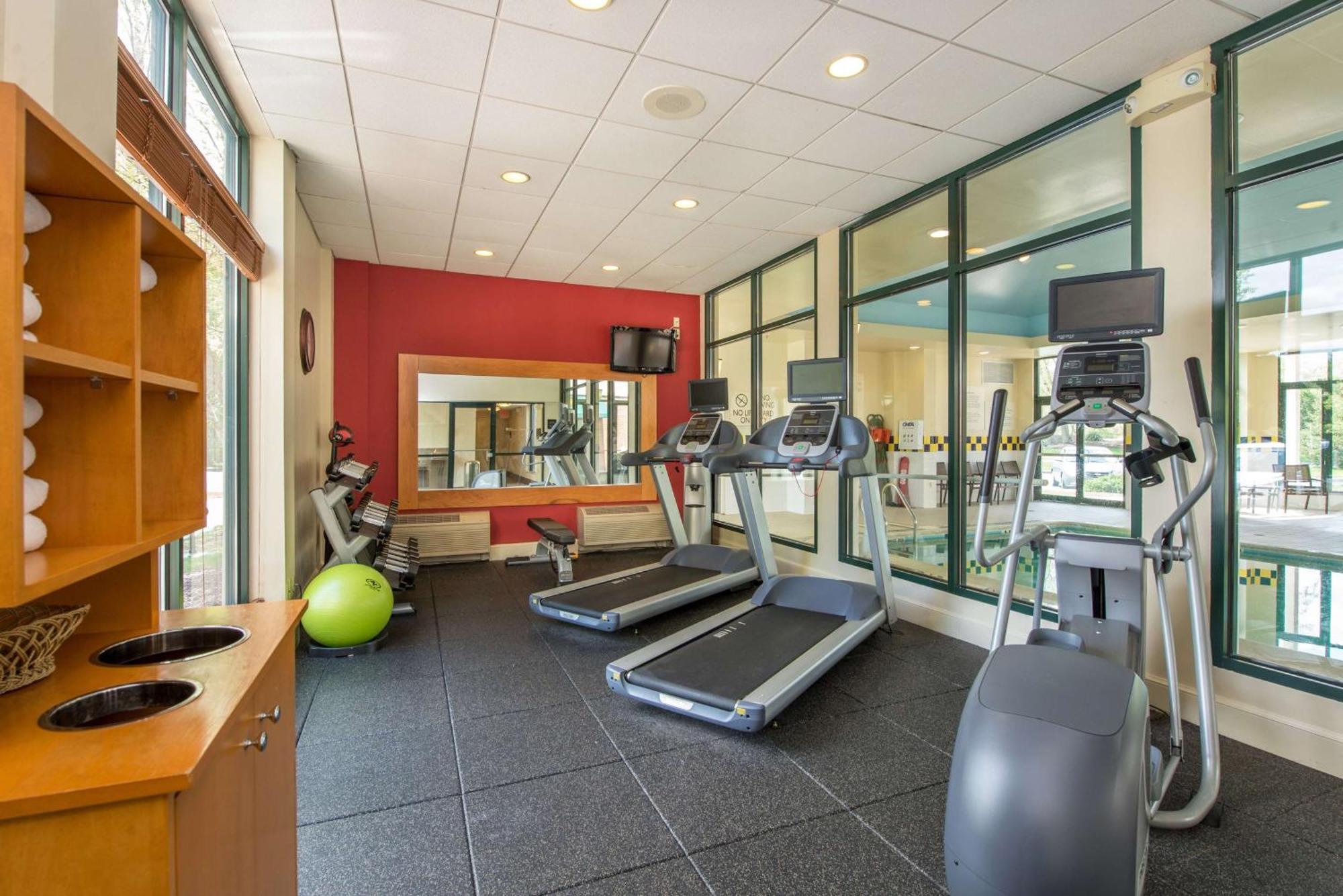Hilton Garden Inn Fishkill Extérieur photo